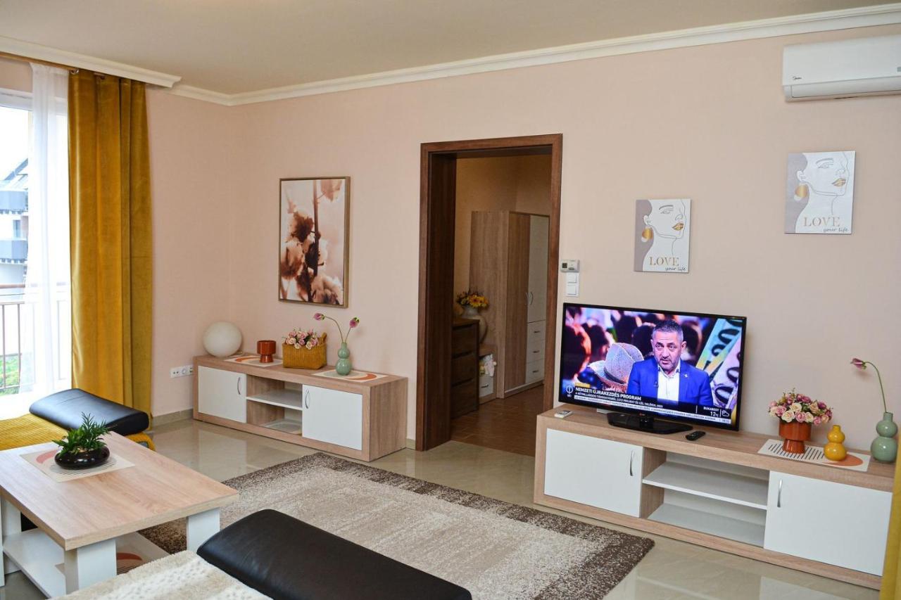 Unicum Apartman Hajdúszoboszló Exterior foto