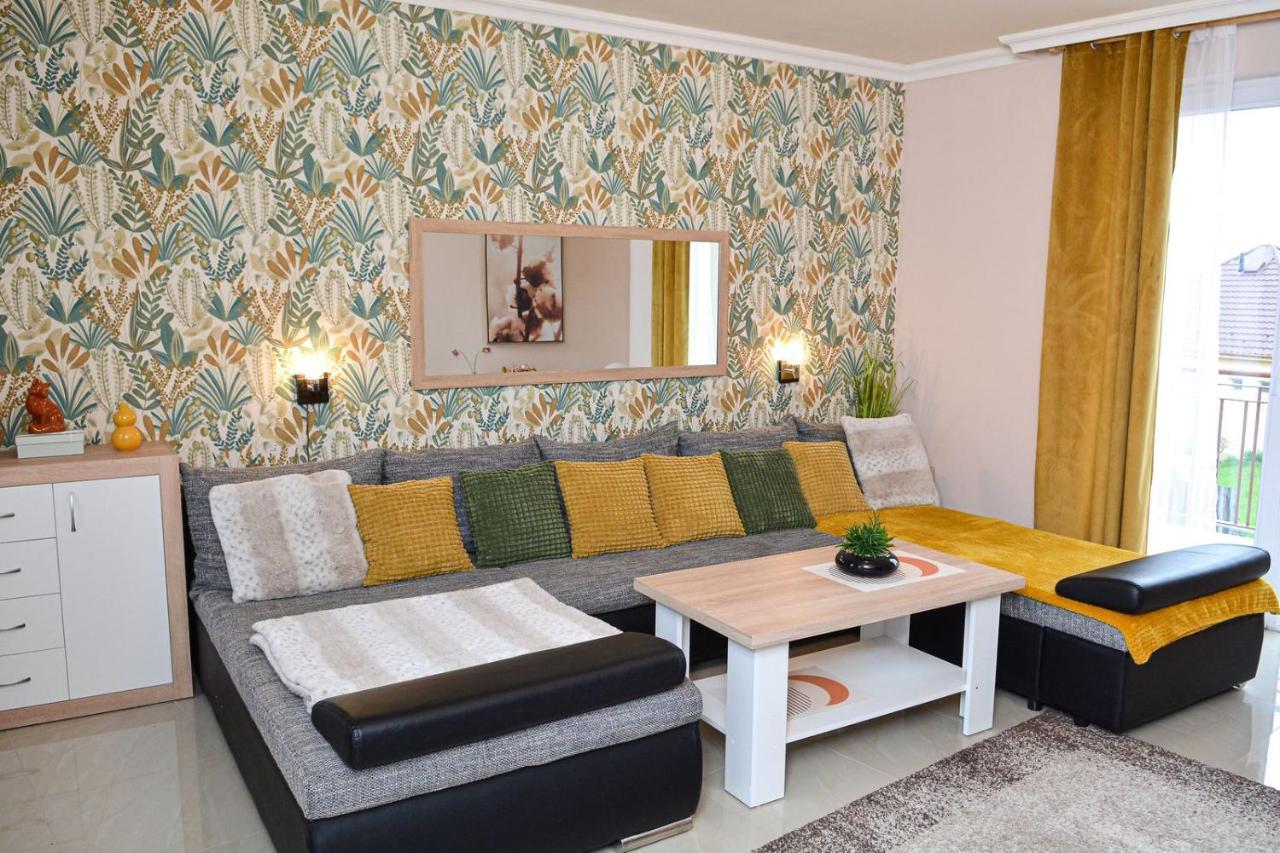 Unicum Apartman Hajdúszoboszló Exterior foto